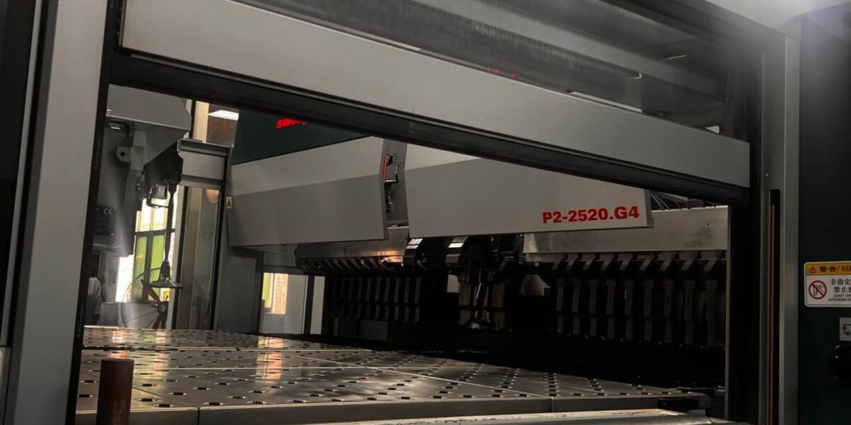 Guangzhou Cleanroom Construction Co., Ltd. производственная линия производителя